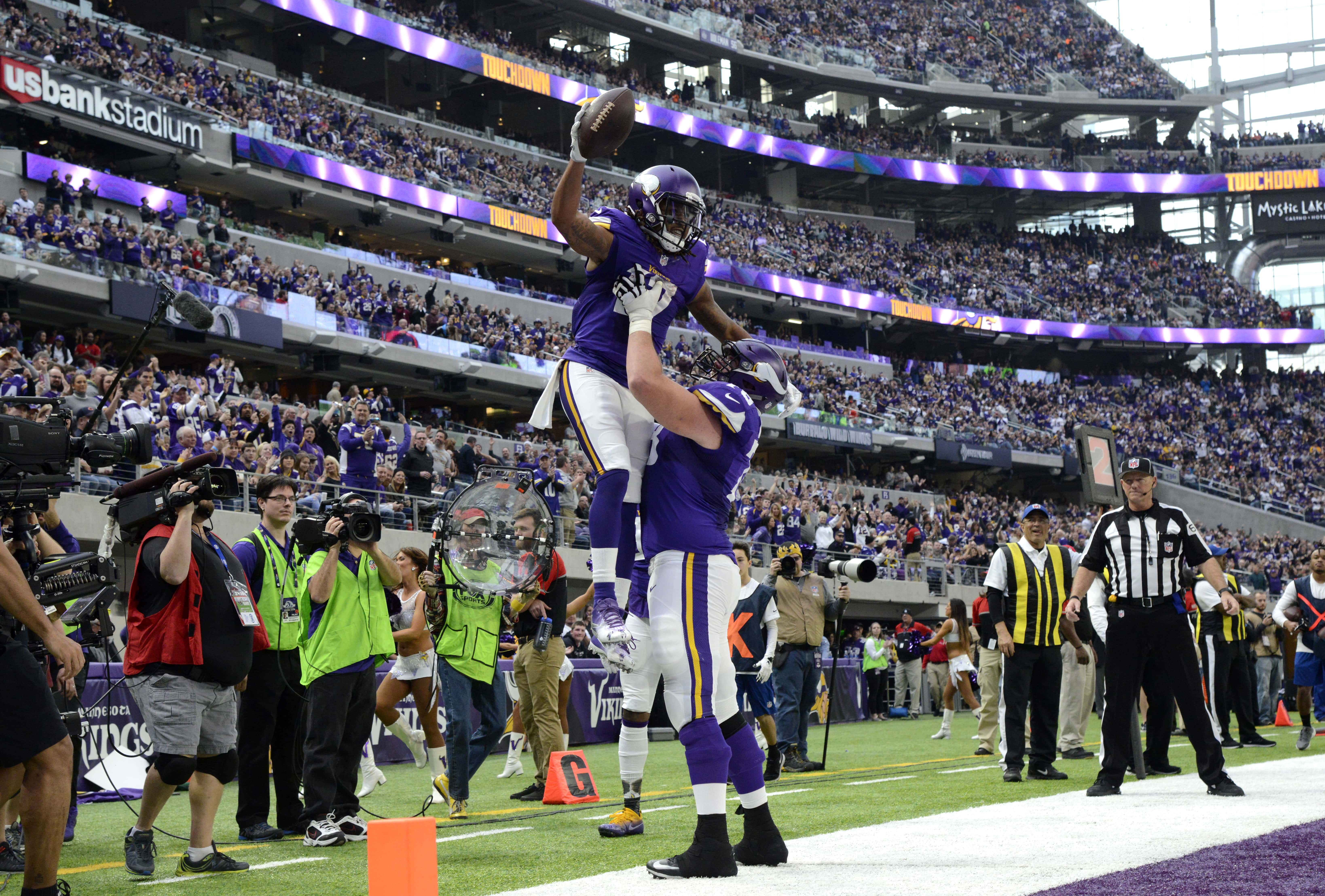 Vikings Buy Lions Tickets: Epic Fan Takeover?